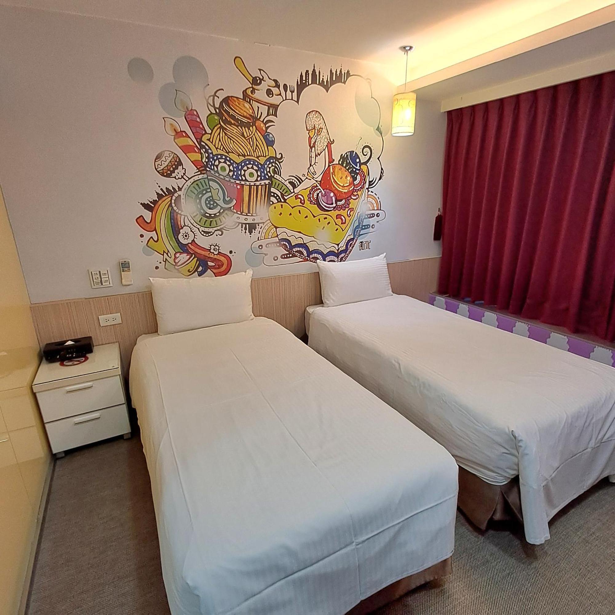 Morwing Hotel Fuzhong Tajpej Zewnętrze zdjęcie